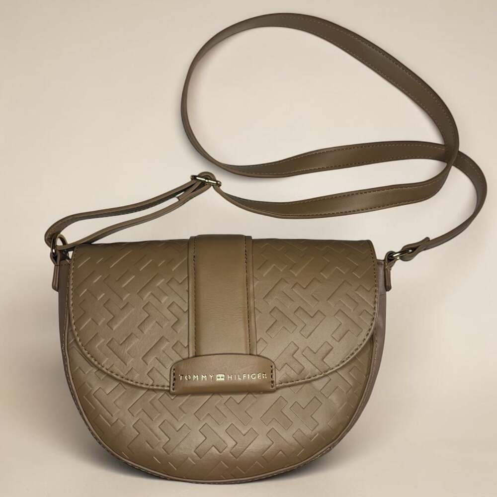NEW Tommy Hilfiger Tan Embossed Monogram Saddle Chic Career Crossbody Bag